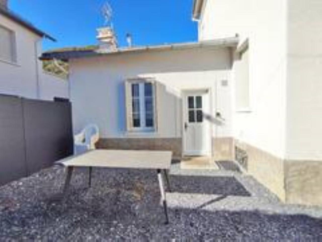 Apartamento L'Alexiane, Centre Luchon, Parking Gratuit, Wifi Bagnères-de-Luchon Exterior foto