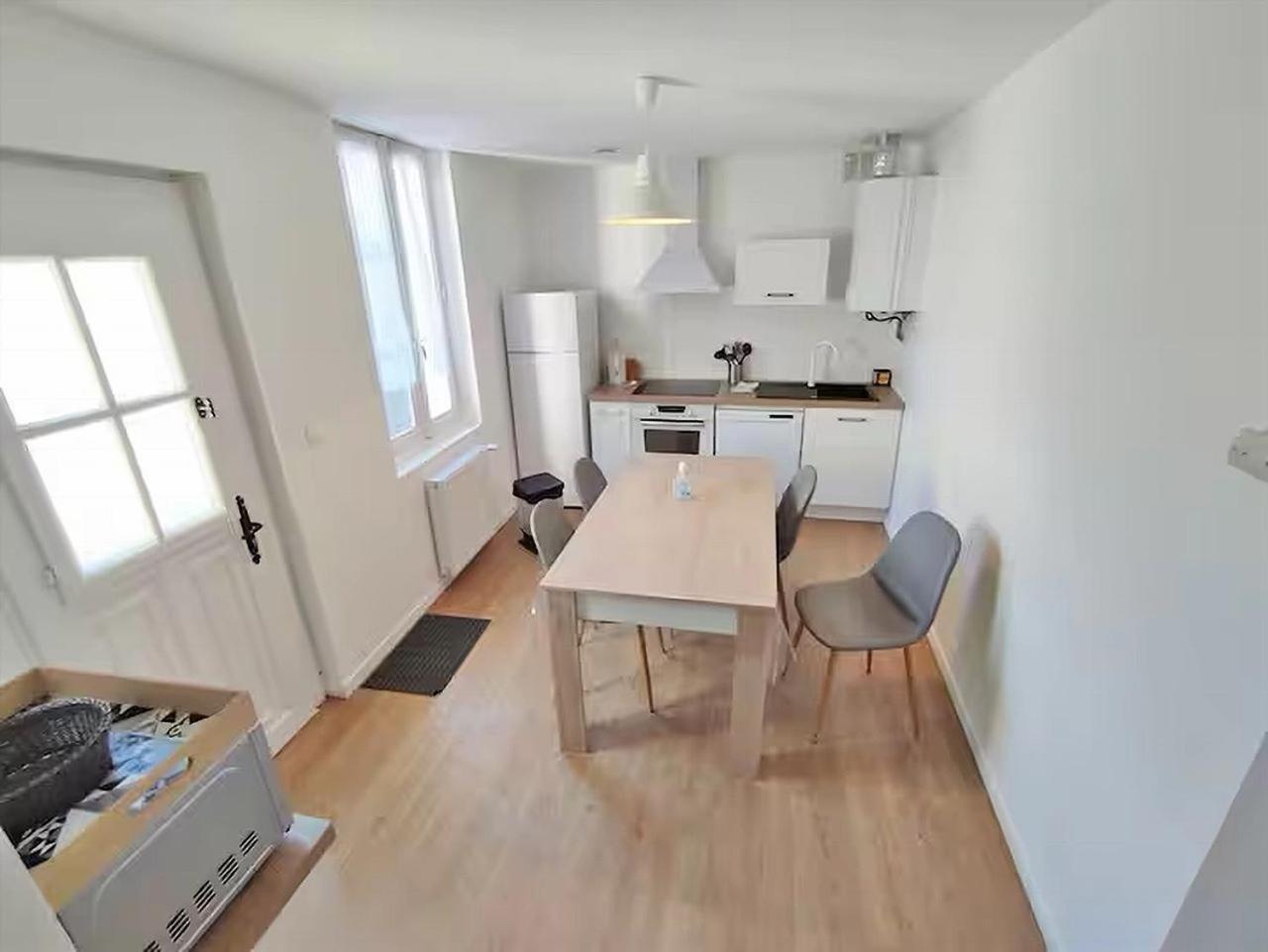 Apartamento L'Alexiane, Centre Luchon, Parking Gratuit, Wifi Bagnères-de-Luchon Exterior foto